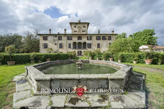 Thumbnail Villa for sale in Pistoia, 51100, Italy