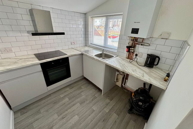 8a Chapel Brow, Leyland photo 3