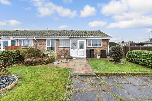 2-bed other on Luckhurst Gardens Cliftonville, Margate, £270,000