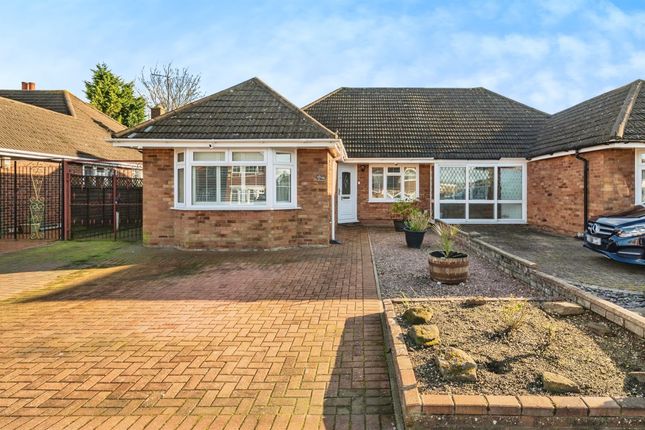Semi-detached bungalow for sale in Westmorland Avenue, Luton