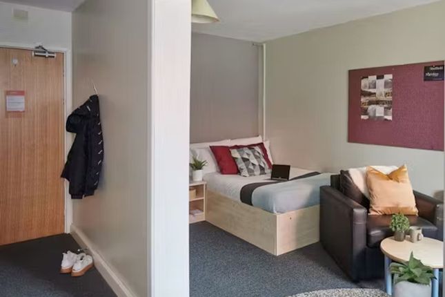 Flat to rent in Central Quay, 33 Alma Street, Sheffield