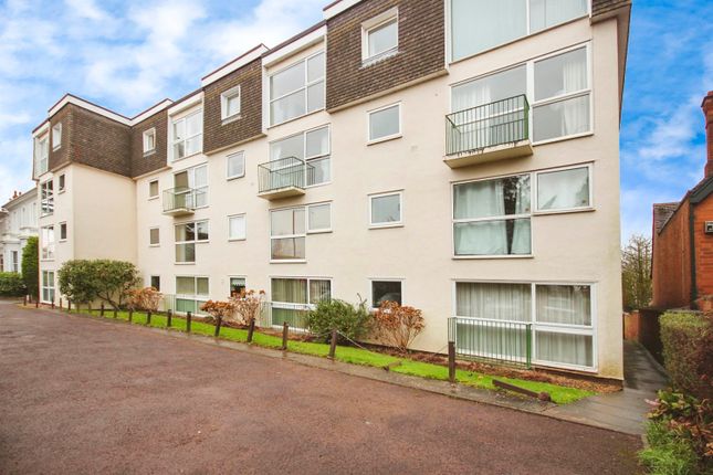 Flat for sale in Kenilworth Road, Leamington Spa