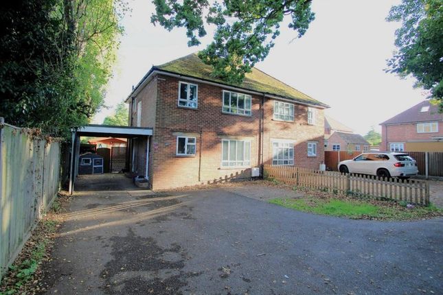 Semi-detached house to rent in School Road, Tilehurst, Reading