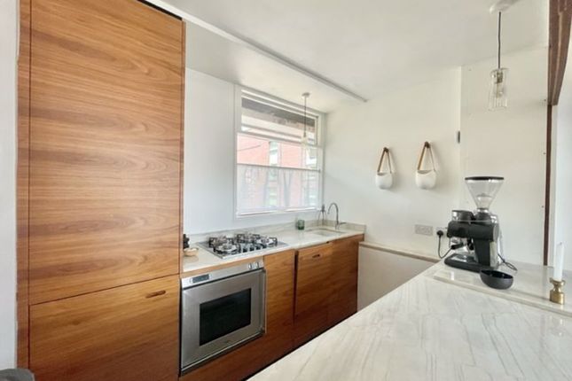 42 Hatfield House, Baltic West Street, London photo 5