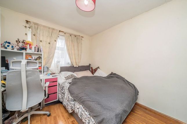 11, Ronelean Road, Surbiton photo 4