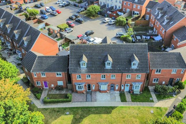 43 Hartley Green Gardens, Wigan photo 2