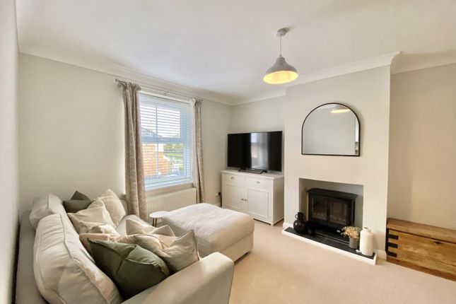76, Tollgate Drive, Hayes photo 3