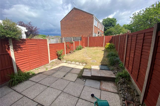 21, Kiln Close, Wimborne photo 4