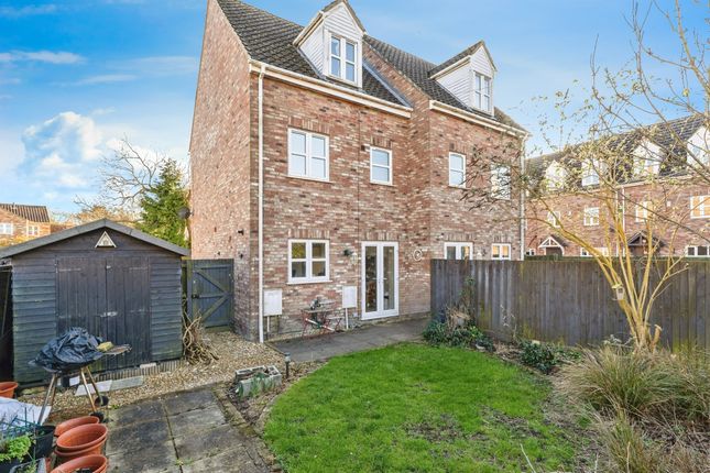 6, Old Bakery Close, March photo 3