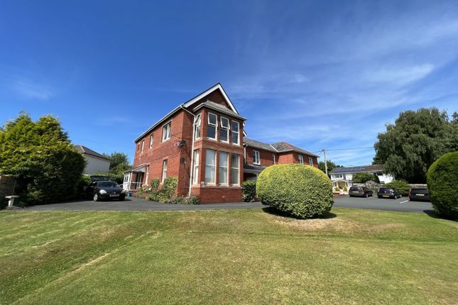 Flat for sale in Chapel Road, Abergavenny