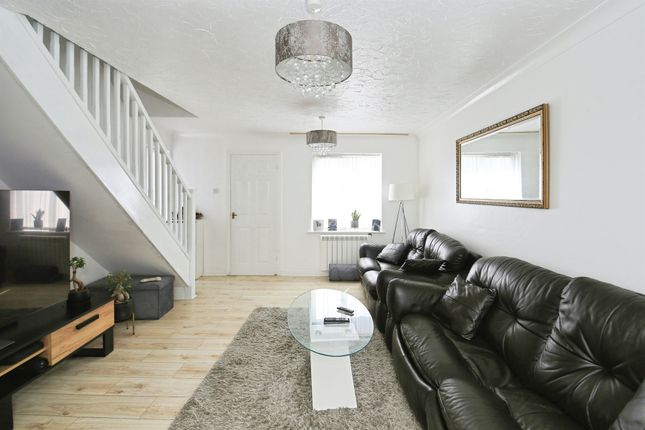 28, Heron Park, Peterborough photo 3