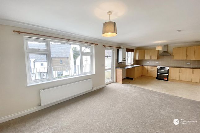 First Floor Flat, 1, Plas Newydd Avenue, Bodmin photo 4