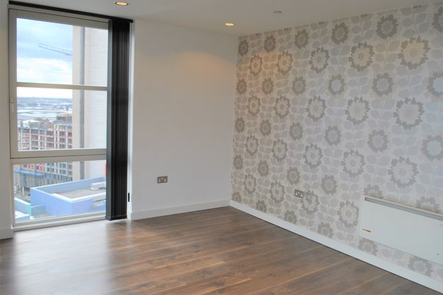 Flat for sale in Media City, Salford Quays