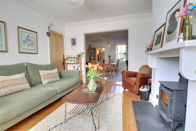 10, Temple Close, Huntingdon photo 3