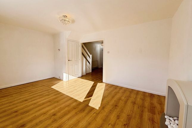 Fairham Road, Burton-on-Trent photo 3
