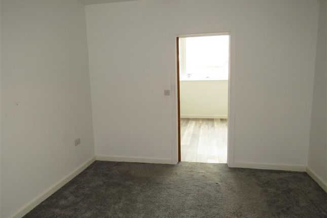 202A, COVENTRY photo 4