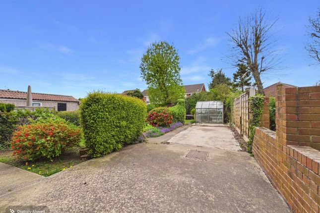 16, Pease Close, Pontefract photo 4