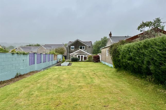145, Cwmamman Road, Ammanford photo 4