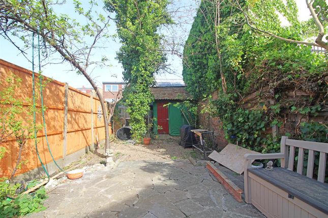 2, Roland Road, London photo 4