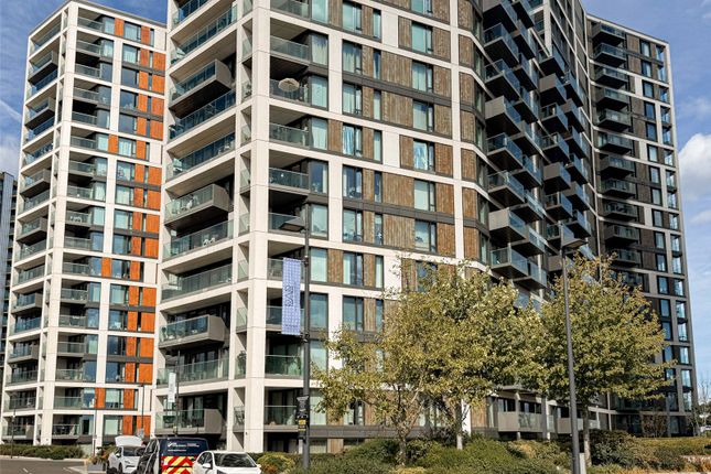 Flat 303, Biring House,, Duke of Wellington Avenue, Woolwich photo 2