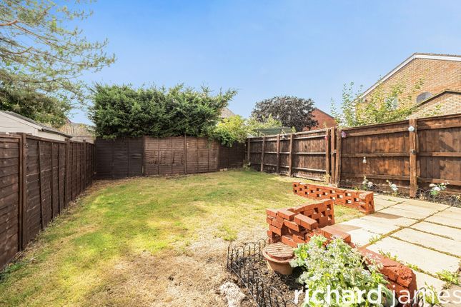 3, Bosworth Road, Swindon photo 4