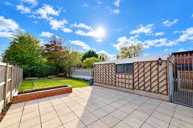 Lindsay Avenue, Poulton-Le-Fylde photo 2
