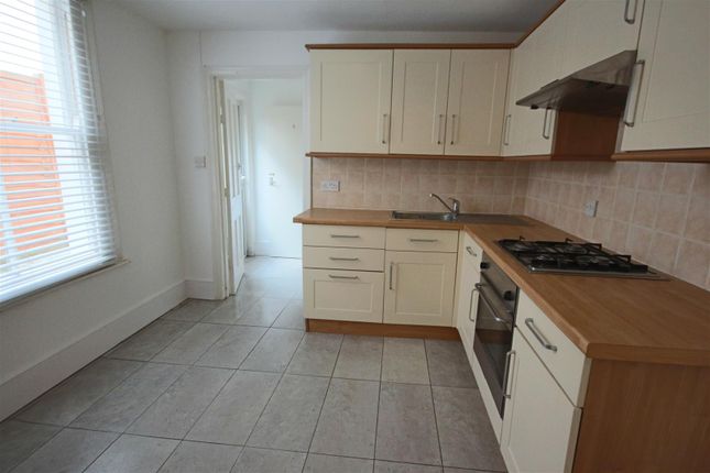 Flat 1,  (GFF) 85, Loder Road, Brighton photo 4