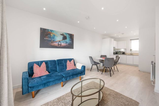 Flat for sale in Perryfield Way, Hendon, London