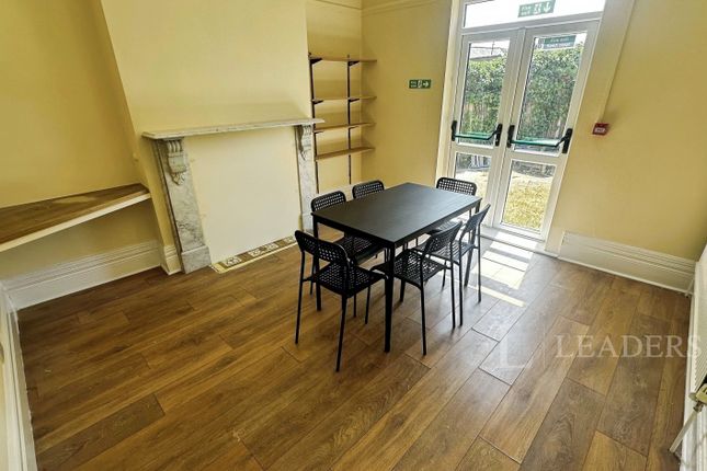 Room 7, 1, Western Road, Bedfordshire photo 5