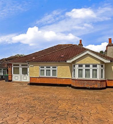 Detached bungalow for sale in Devonshire Way, Shirley, Croydon, Surrey