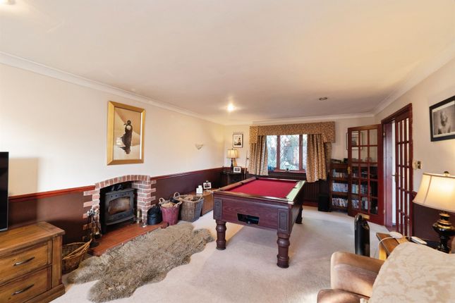 301, Sandbed Lane, Belper photo 4