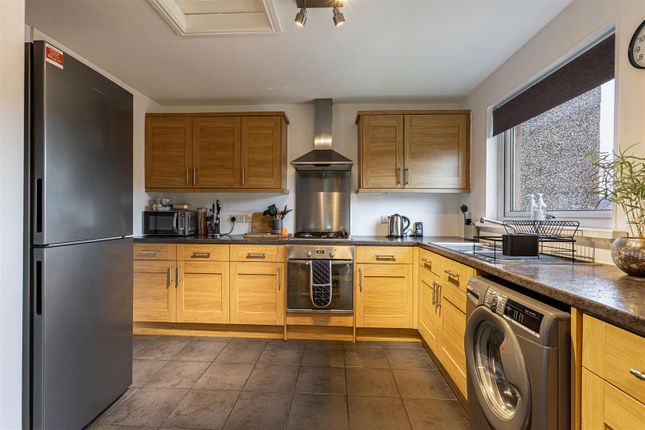 7, Balnakiel Terrace, Galashiels photo 4