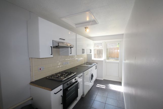 18, Brecon Close, Gloucester photo 5