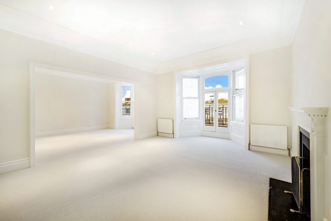 Flat 18, Hale House, 34, De Vere Gardens, London photo 4