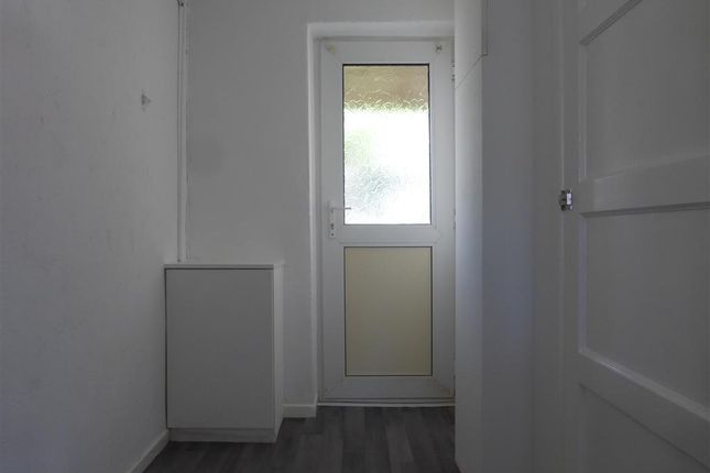 18, Rubens Walk, CORBY photo 4