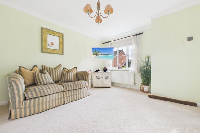 4, Pentland Rise, Great Ashby, Stevenage photo 4