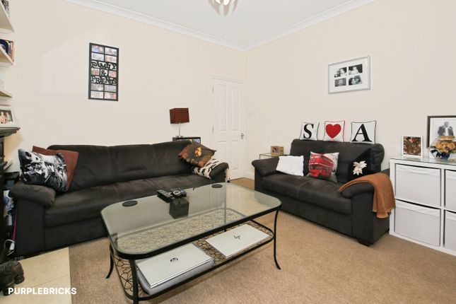 43, Fengate, Peterborough photo 4
