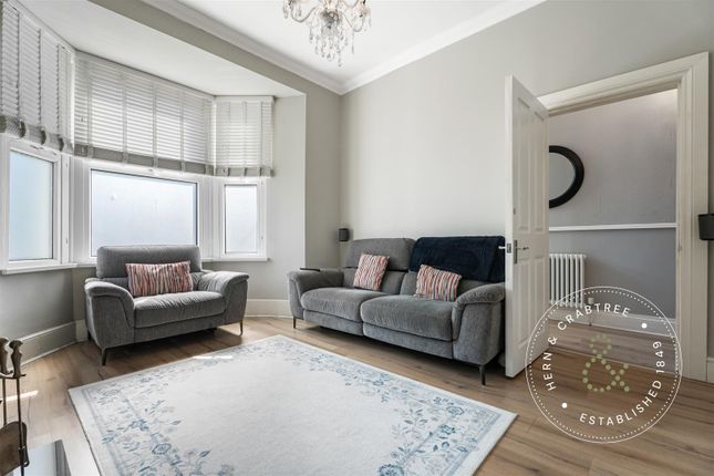20, Rawden Place, Cardiff photo 4