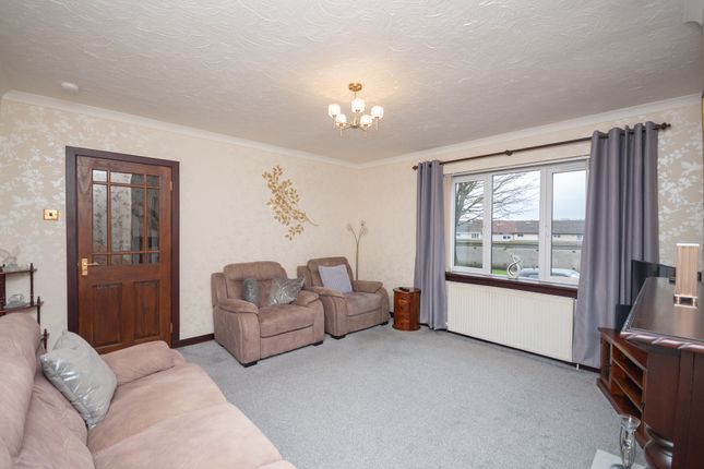 3, Auchincloch Drive, Banknock photo 4