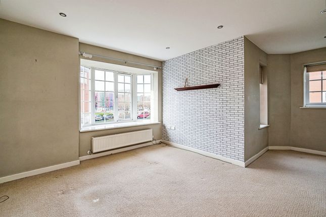 End terrace house for sale in Madison Avenue, Brierley Hill