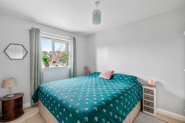 86, Otley Road, North Yorkshire photo 4