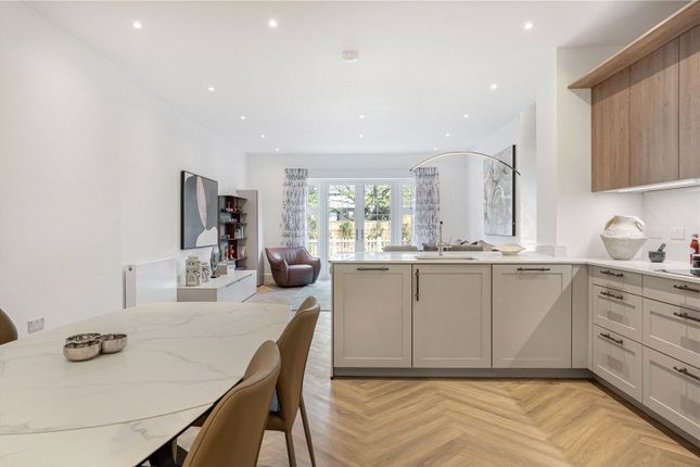 272, Chase Side, London, N14 photo 2