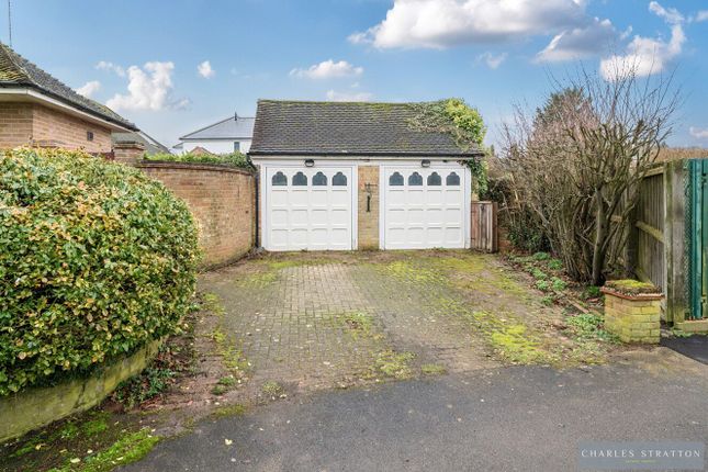 Spinney Nook, Burses Way, Brentwood photo 2