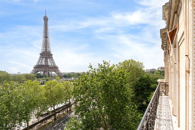 Thumbnail Apartment for sale in Trocadero, Paris, 75016