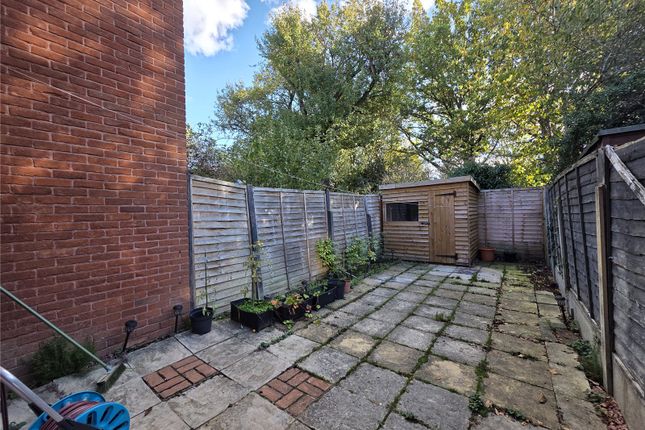 Chelmer Road, Essex photo 3