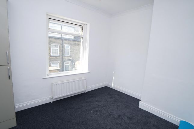 31, Melrose Street, Bradford photo 5
