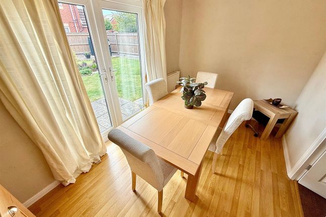 55, Martham Road, Great Yarmouth photo 4