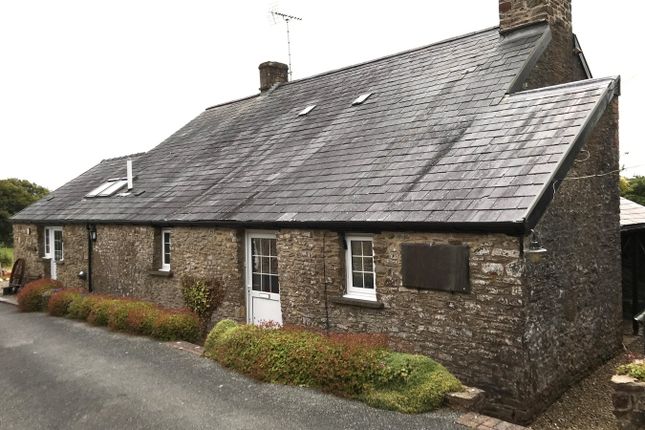 Blaenyrallt Ddu, Pontsian, Llandysul photo 2