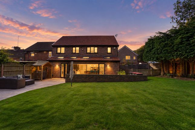 36, East drive, Swinton photo 4