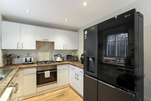 Foswell Place, Glasgow photo 4